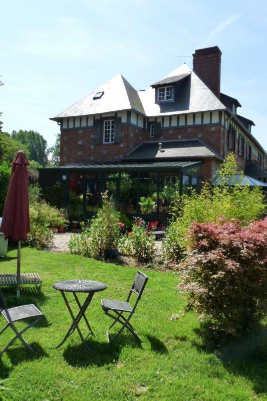 Chambres D'Hotes & Spa Le Chat Chez Qui J'Habite Saint-Aubin-sur-Mer  Екстериор снимка